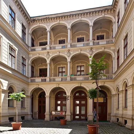 Art And Architecture *